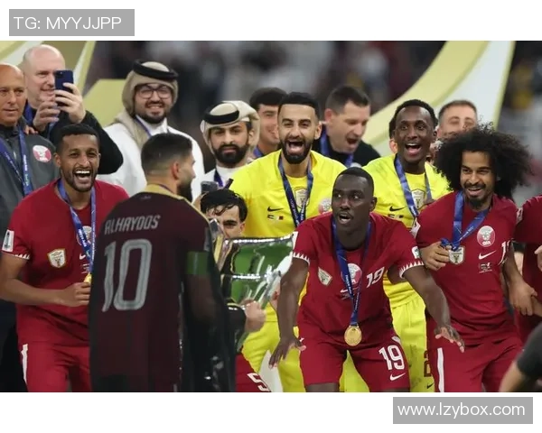 卡塔尔队足球明星介绍及其在国际赛场上的表现分析